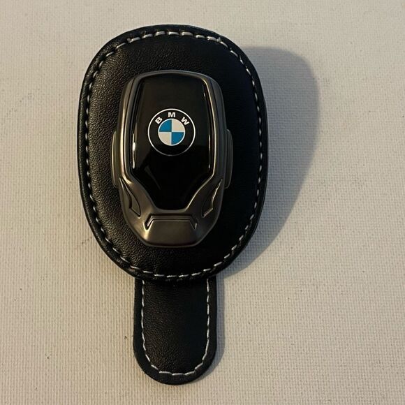 BMW Logo Sunglass Holder for Car Black PU Leather NWT - Picture 7 of 12